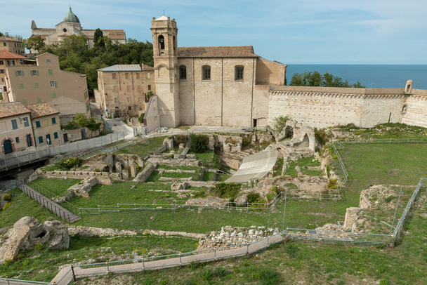 Roomalainen amfiteatteri Ancona Italia - Valokuva, kuva