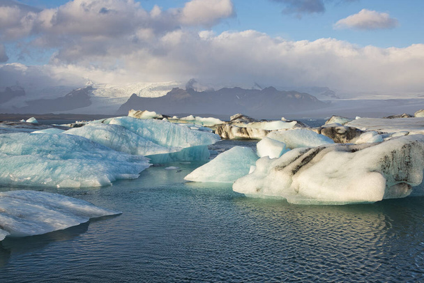 A scenic shot of Jokulsarlon, a glacial lake in southern Iceland - Photo, image