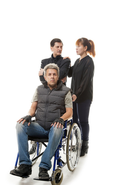 homem em cadeira de rodas
 - Foto, Imagem