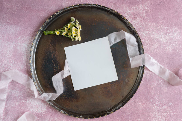 white blank sheet of paper , invitation mockup, business card or letter mockup - Фото, изображение