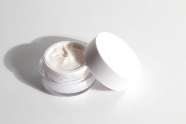 mockup tube bottle for skin care cosmetic summer sunscreen, product branding, cream lotion treatment - Fotografie, Obrázek