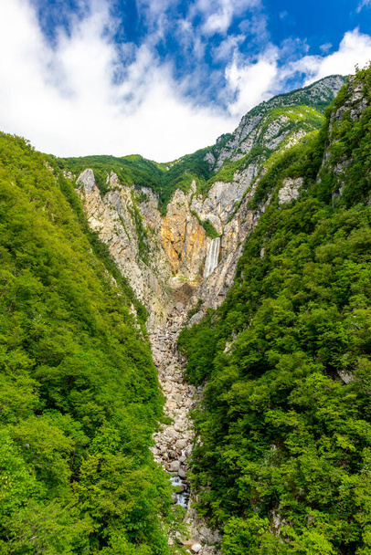 Randonnée vers la cascade de Boka dans la vallée de la Soca - Bovec - Slovénie - Photo, image