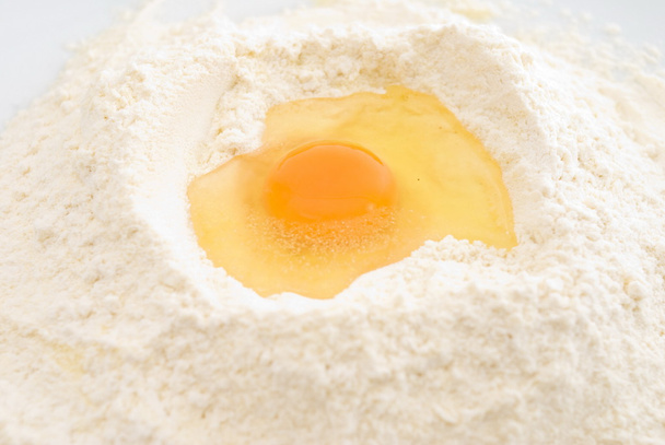 Egg and Flour - Foto, afbeelding
