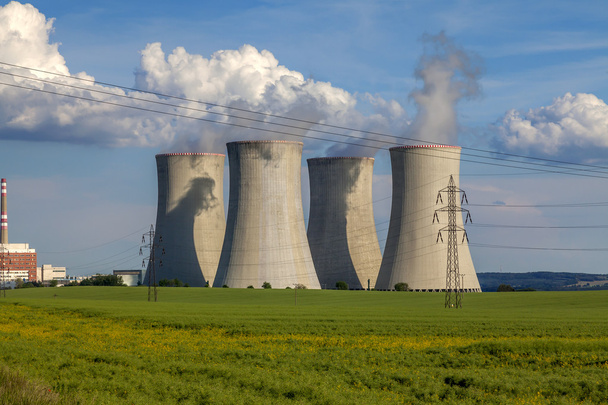 Elektrownia jądrowa Dukovany w Czechach Europa - Zdjęcie, obraz