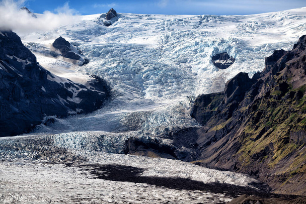 Ледник. Прекрасный вулканический остров в океане. Исландия. Высокое качество фото - Фото, изображение