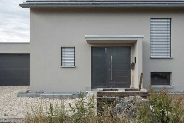 modern house facade in south germany summertime - Foto, imagen
