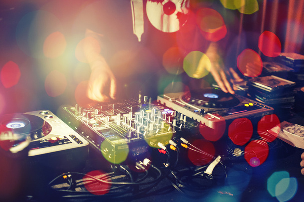 DJ Música club nocturno, estrella de la música dj fondo
 - Foto, Imagen