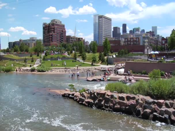 Platt rzeki i centrum Denver Colorado - Materiał filmowy, wideo