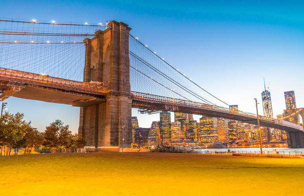 Ponte di Brooklyn e skyline di Manhattan - Foto, immagini