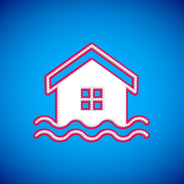 Icona alluvione Casa Bianca isolata su sfondo blu. Inondazioni domestiche sott'acqua. Concetto assicurativo. Sicurezza, sicurezza, protezione, proteggere il concetto. Vettore - Vettoriali, immagini