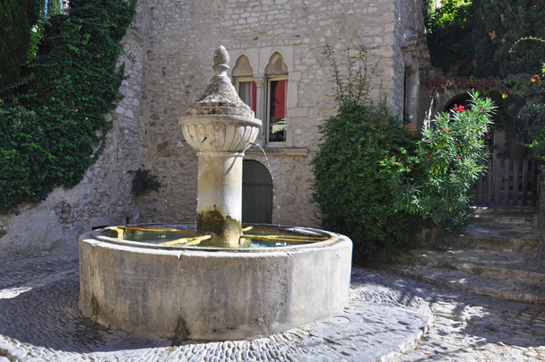 Vaison-La-Romaine, Vancluse, en Provenza, Francia
 - Foto, imagen