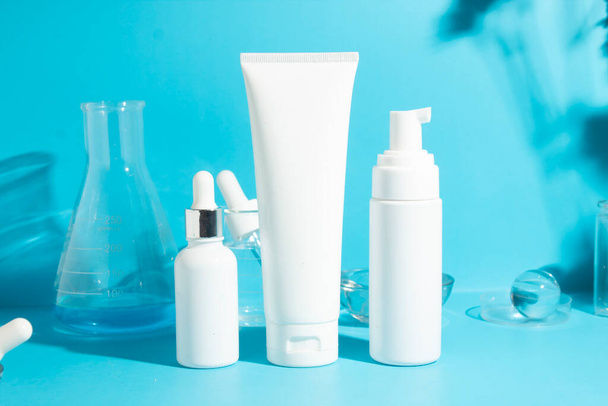 mockup tube bottle for skin care cosmetic summer sunscreen, product branding, cream lotion treatment - Foto, Imagen