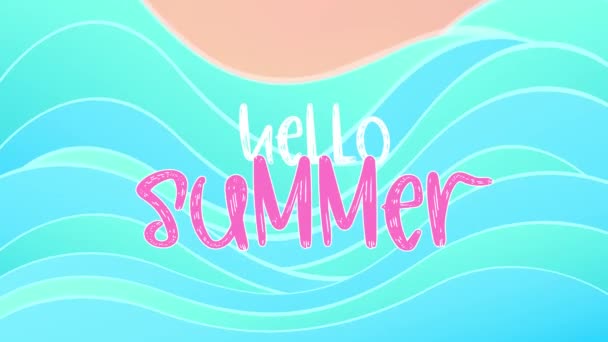Sahilin kıyı şeridinin en üst manzarası. Denizin animasyon videosu. "Merhaba Summer" yazısını. Mavi ve turkuaz renkte dalgaların hareketi - Video, Çekim