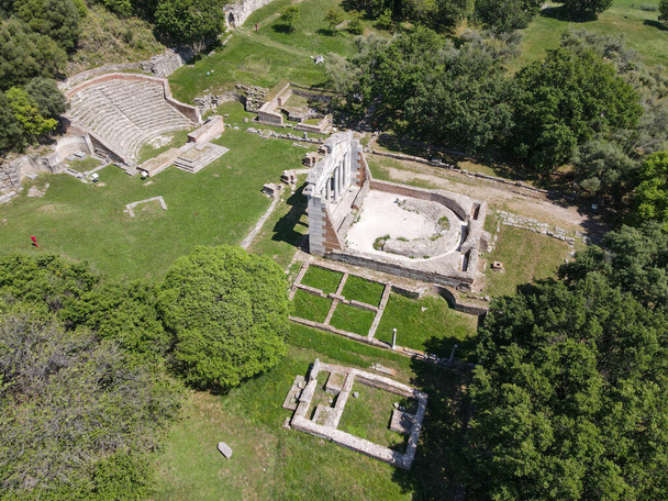 Drone view at the roman archaeological park of Apollonia on Albania - Foto, immagini