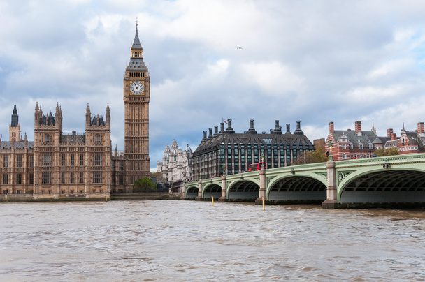 Big Ben et le pont de Westminster à Londres - Photo, image