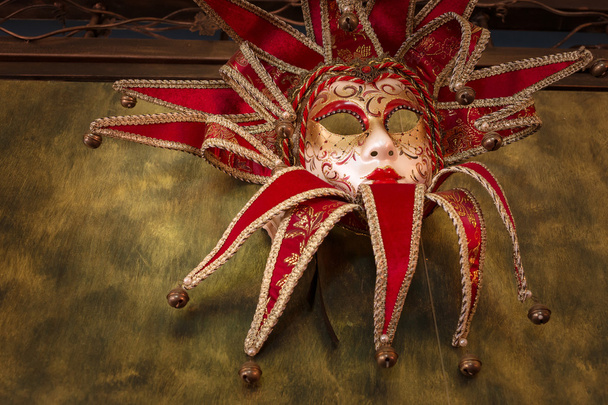 červená karnevalovou masku - Fotografie, Obrázek