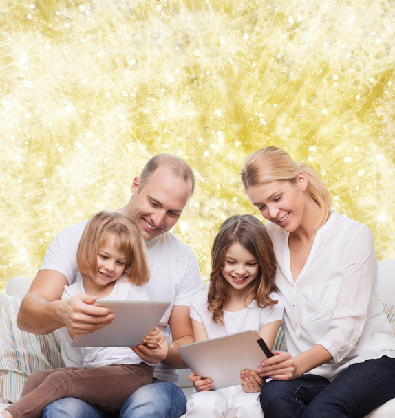 happy family with tablet pc computers - Φωτογραφία, εικόνα