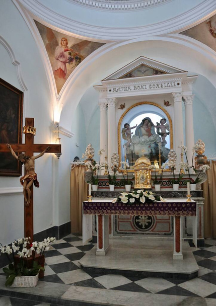 Anacapri, Campania, Italia  12 marzo 2022: Interno della seicentesca Chiesa di Santa Sofia in Piazza Diaz - Zdjęcie, obraz