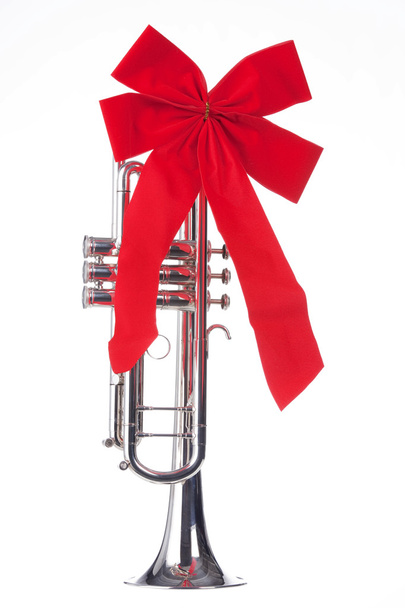 trompette de Noël avec arc isolé
 - Photo, image