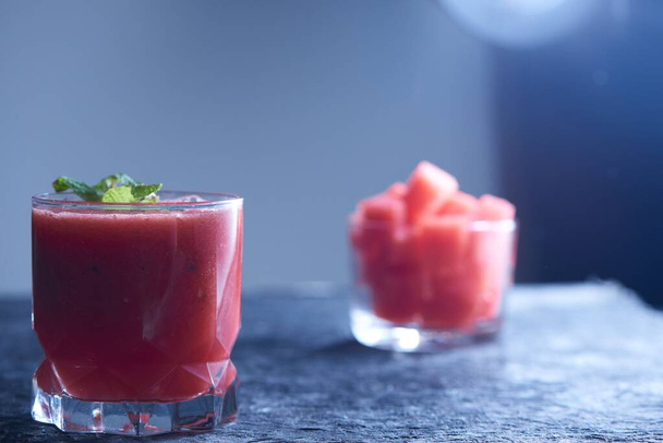 A glass of refreshing watermelon juice - Foto, Imagen