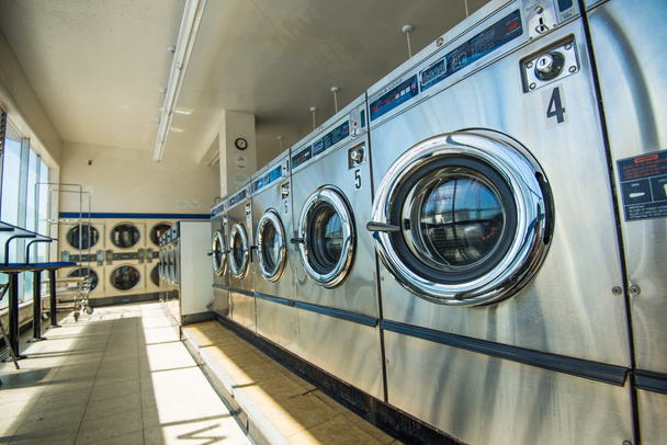 Line of laundry machine - Foto, Bild