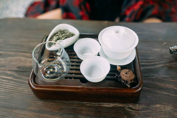 Tea set for matcha on wooden table - Foto, Bild