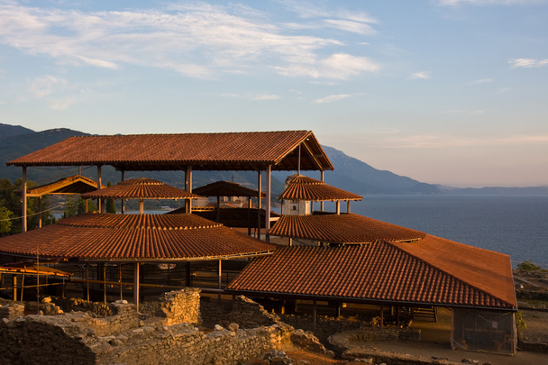 Sítio arqueológico em Ohrid
 - Foto, Imagem