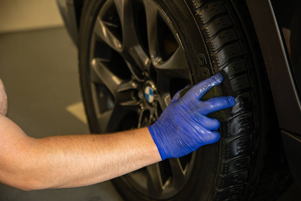 Automobile Wash Cleaness Hose. Carwash Service. Business Care. Garage Concept - Foto, immagini