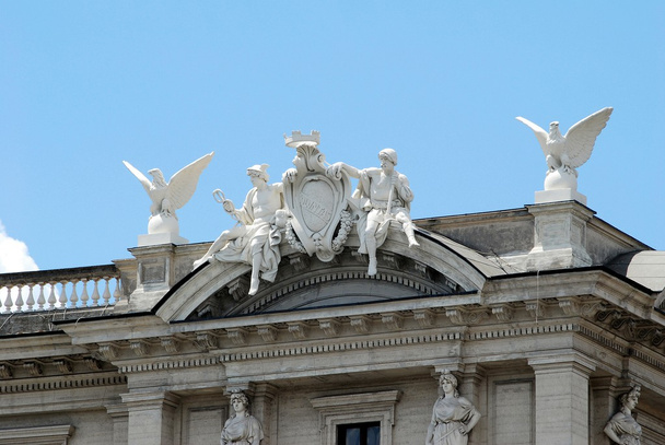 Veduta della città di Roma Piazza della Repubblica il 1 giugno 2014
 - Foto, immagini