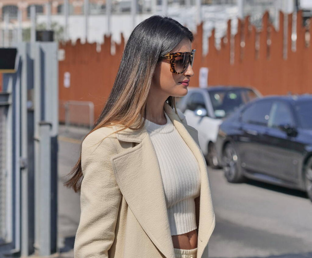  Fashion blogger street style outfit before Sportmax fashion show during Milano fashion week Fall/winter - Foto, afbeelding