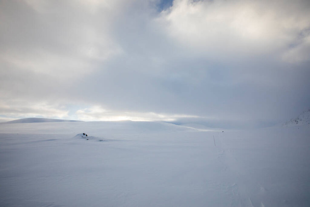 Winterlandschap in Nationaal Park Dovrefjell, Zuid-Noorwegen. - Foto, afbeelding