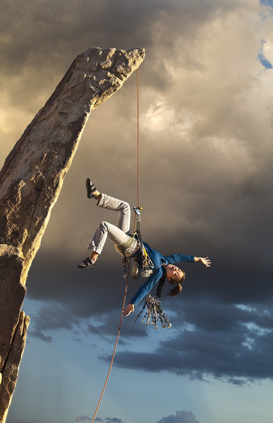 Climber perd son équilibre
. - Photo, image