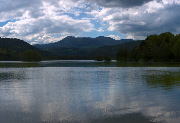 view of Lake Chambon and the Sancy range, Auvergne, Puy-de-Dome - Photo, Image