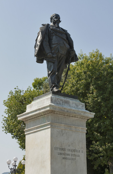 Vittorio Emanuele II monument, Lucca - Photo, Image