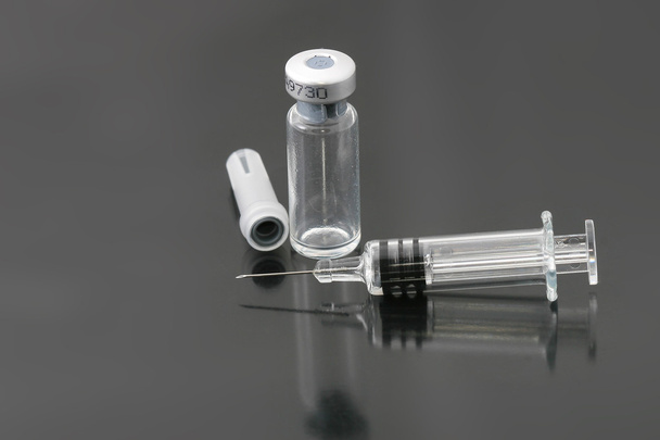 Syringe neddle - 写真・画像