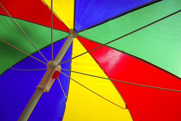 Värikäs auringonvarjo
 - Valokuva, kuva