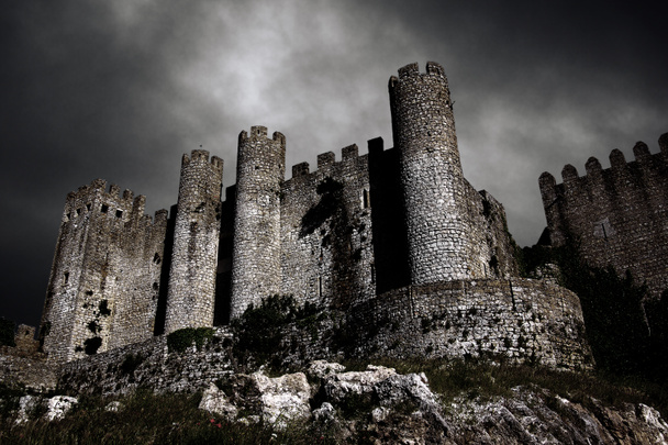 dunkles Schloss - Foto, Bild
