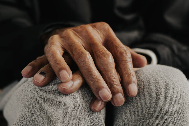 Close up of male wrinkled hands  - Zdjęcie, obraz