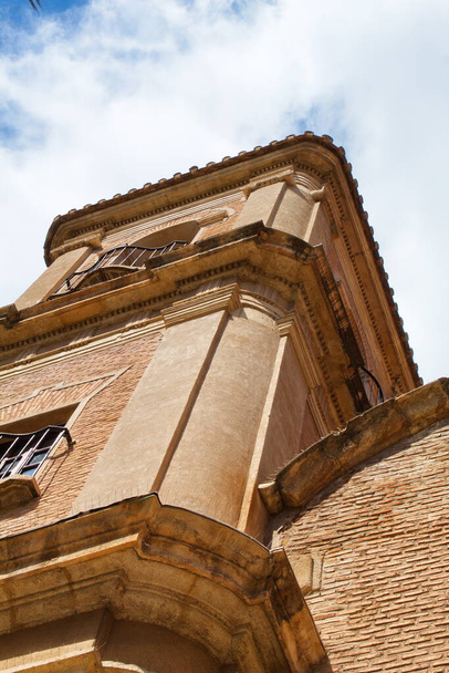 Beautiful high tower with bell tower in the baroque church of Santa Eulalia in Murcia - Foto, Bild