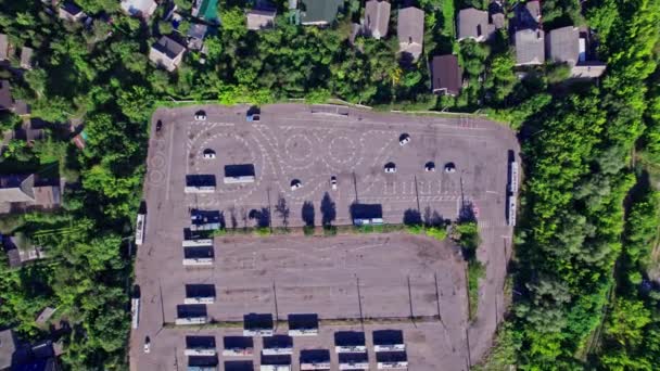 Vista aerea della scuola di pratica di guida - Filmati, video