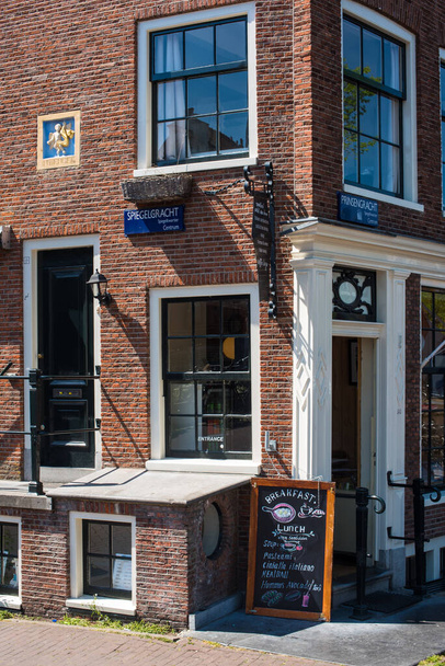 entrance to the cafe in Amsterdam - Zdjęcie, obraz