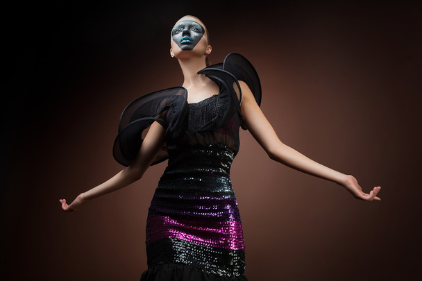 Woman in black dress with mask - Zdjęcie, obraz