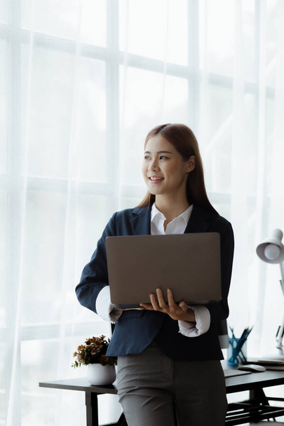 Young Asian women working in the office, young businesswoman founding startup companies, running business by young female executives, business ideas and leadership by female leaders. - 写真・画像