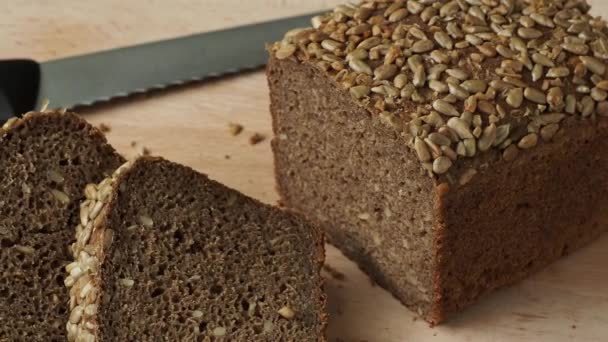 Bread with sunflower seeds. Delicious and healthy home-made wholegrain bread  - Záběry, video