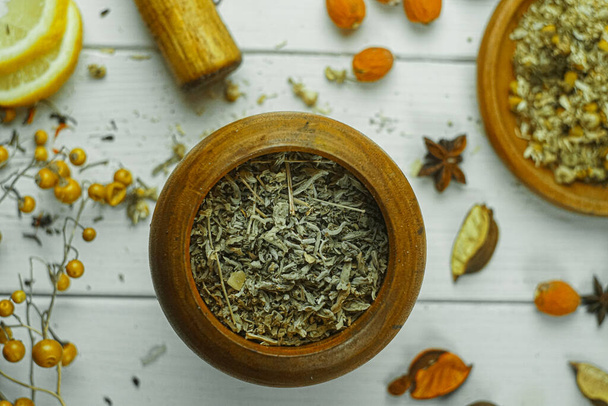 Chamomile Herbal Tea Health Tea Ingredients Clove Saffron Verbena Louise Ginger Rustic Lemon and Sage - Fotografie, Obrázek