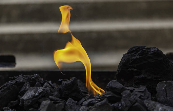 Detail of burning coal with fire, heat and flame - Fotoğraf, Görsel