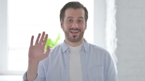 Portrait of Mature Man Waving, Welcoming - Footage, Video