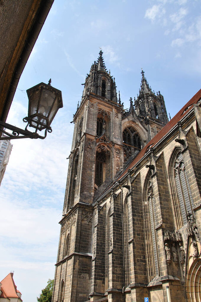 lantern and gothic wall, windowes,  of Meissner Dom - Foto, Imagem