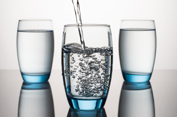 Склянки води
 - Фото, зображення