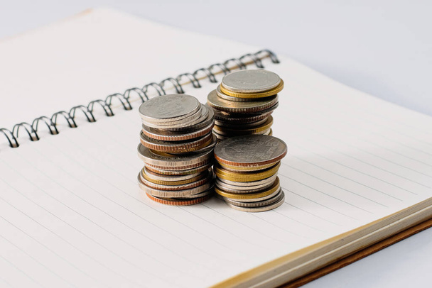 coins business finance. save money for investment concept - Fotoğraf, Görsel